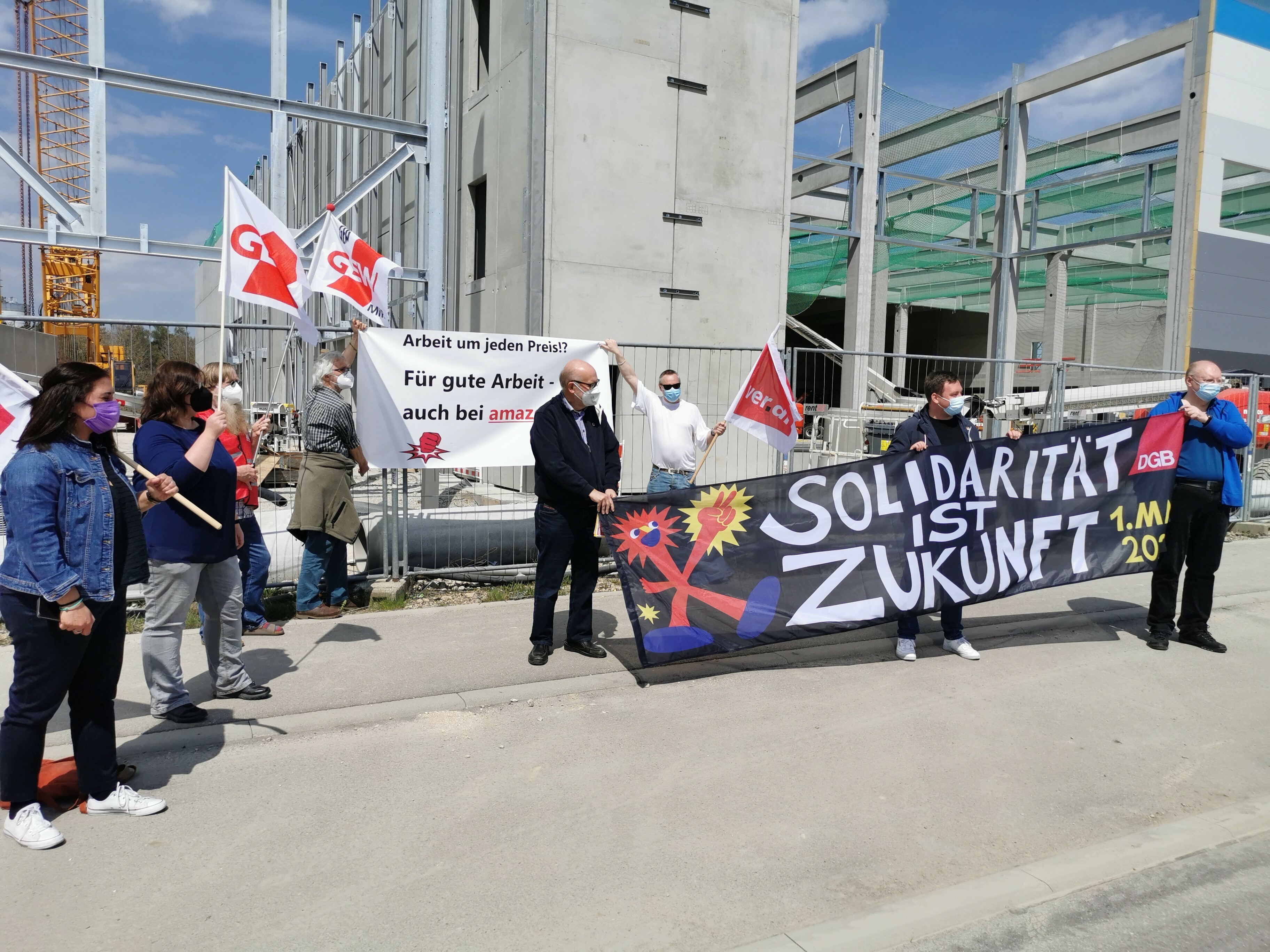Vier Gewerkschaften laden am 1. Mai zur Demonstration nach Sindelfingen ein. Im Fokus steht dabei die Kritik an der Amazon-Ansiedlung in Darmsheim. Bild: Hamann