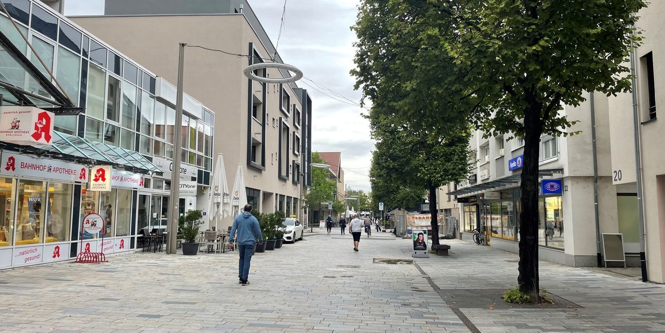 Rund 2000 Menschen leben in der Unterstadt. Gleichzeitig sind hier täglich viele Menschen unterwegs - auf dem Weg zur Arbeit, in die Schule oder zu Behörden.