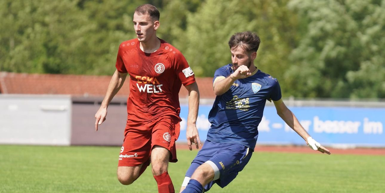 Colin Schmidt (rechts) im Spiel in Donzdorf) und der TV Darmsheim  empfangen am Wochenende den TSV Ehningen auf dem heimischen Eichelberg. Bild: Eibner