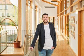 Ryyan Alshebl lenkt die Geschicke im Ostelsheimer Rathaus.