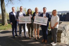 Alexander Kanz (Kreissparkasse BB– Geschäftsbereichsleiter Privatkunden BB/HBG), Michael Fritz (KSKBB, Vorstandsvorsitzender), Carolin Schlanderer (Fachbereichsleiterin Ökumenischer Hospizdienst beim Evangelichen Diakonieverband im Kreis Böblingen), Simone Schächterle  (Verbandsgeschäftsführerin Evangelischer Diakonieverband im Kreis Böblingen), Daniel Wengenroth (KSK BB, Bereichsleiter Marketing) und Antje Gann (Bürgerstiftung Böblingen).
