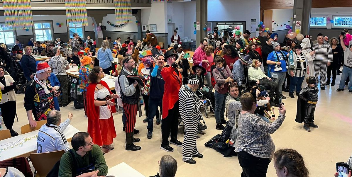 Maichingen: Packed house and good cheer at the Lebenshilfe carnival