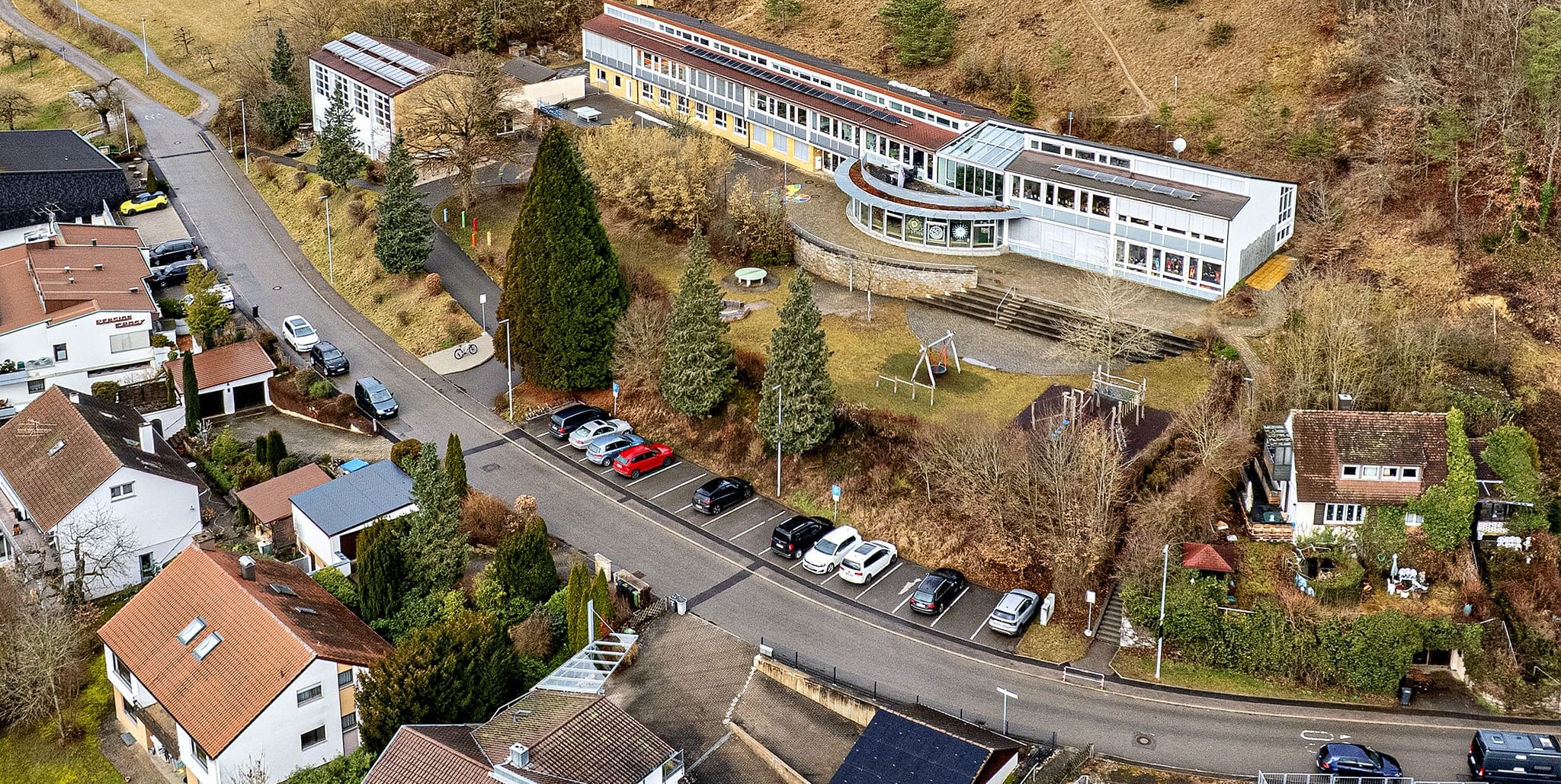Wegen der Erweiterung der Mensa in der Schallenbergschule in Deufringen stehen bauliche Veränderungen an.