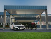 Die neue S-Klasse auf Tour in Australien und Neuseeland.