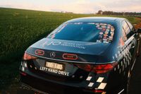 Die neue S-Klasse auf Tour in Australien und Neuseeland.