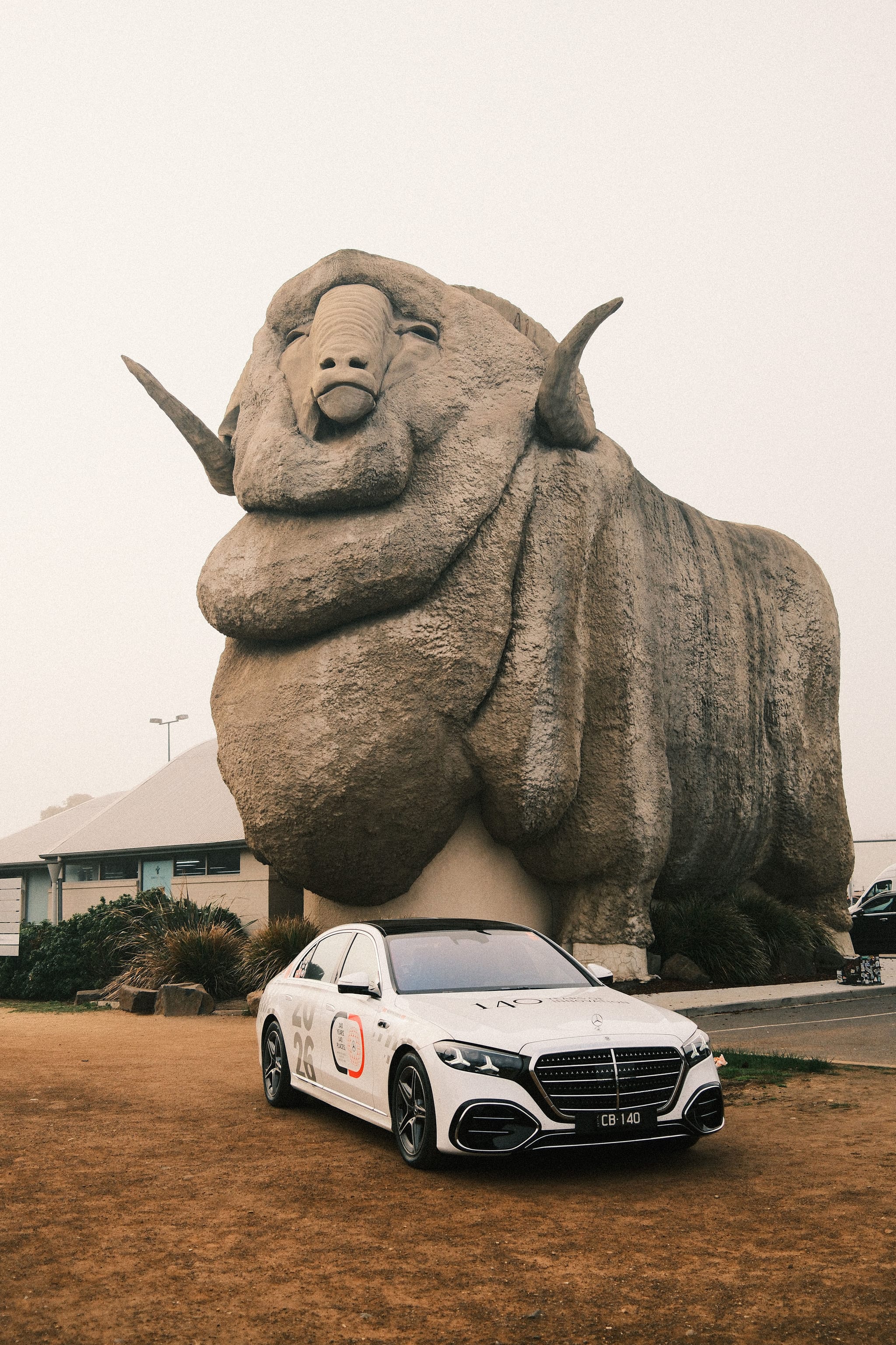 Die neue S-Klasse auf Tour in Australien und Neuseeland.