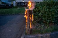 Das große Jubiläumswochenende startet mit dem Fahnenmarsch.