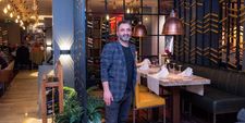 Serdar Ulas in seinem Vaihinger Restaurant.
