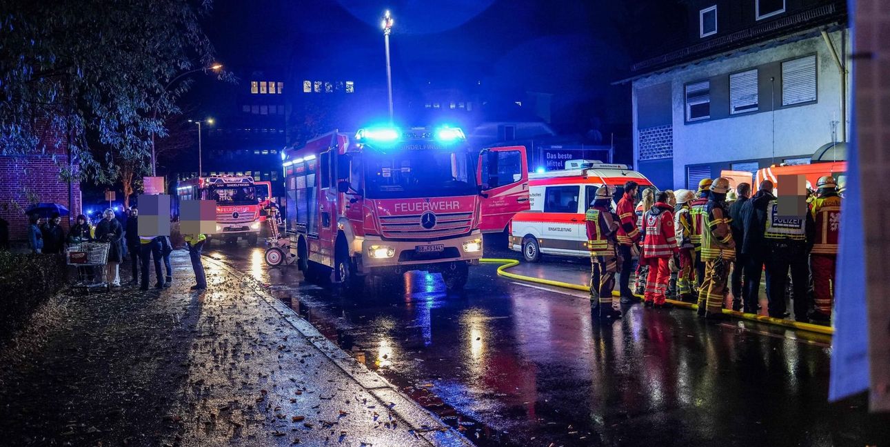 Am frühen Montagabend gab es beim Calwer Karree in Sindelfingen einen Feuerwehreinsatz. Bild: SDMG / Dettenmeyer