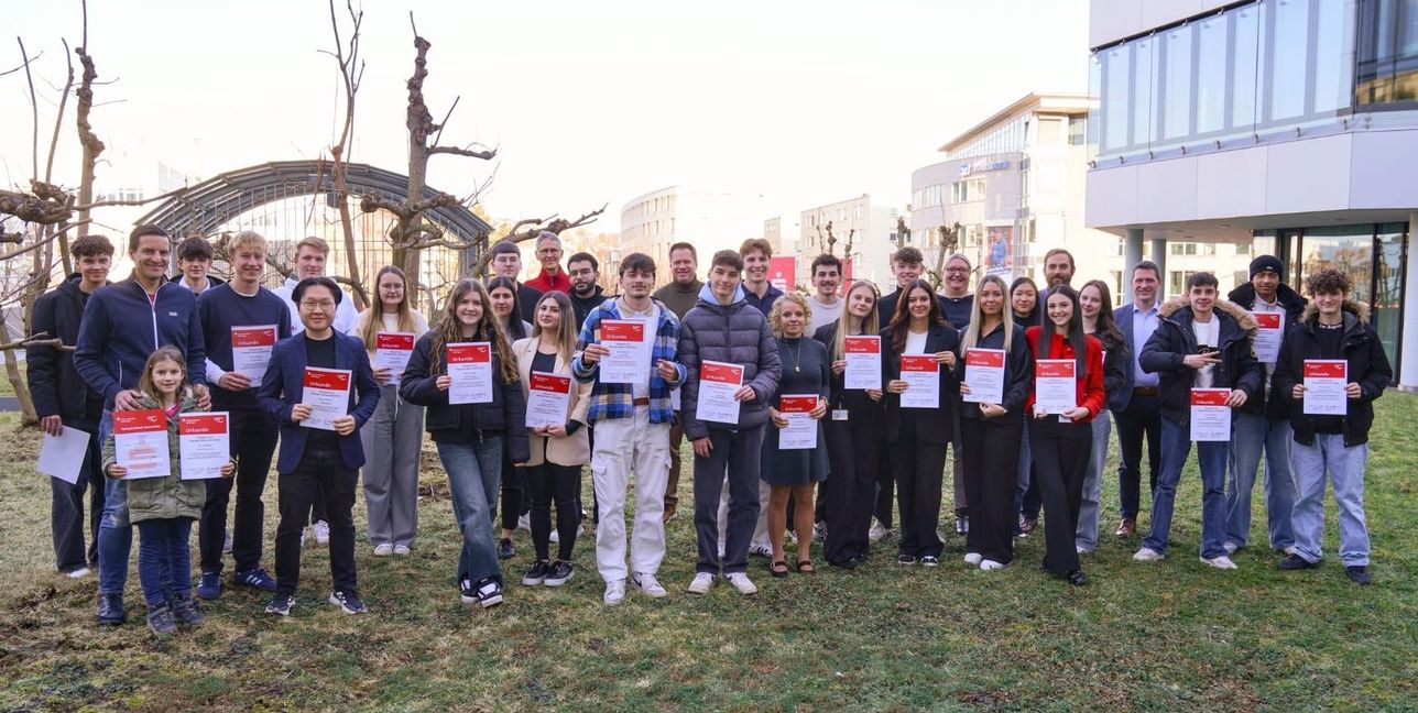 Die Gewinnerteams. Bild: z
