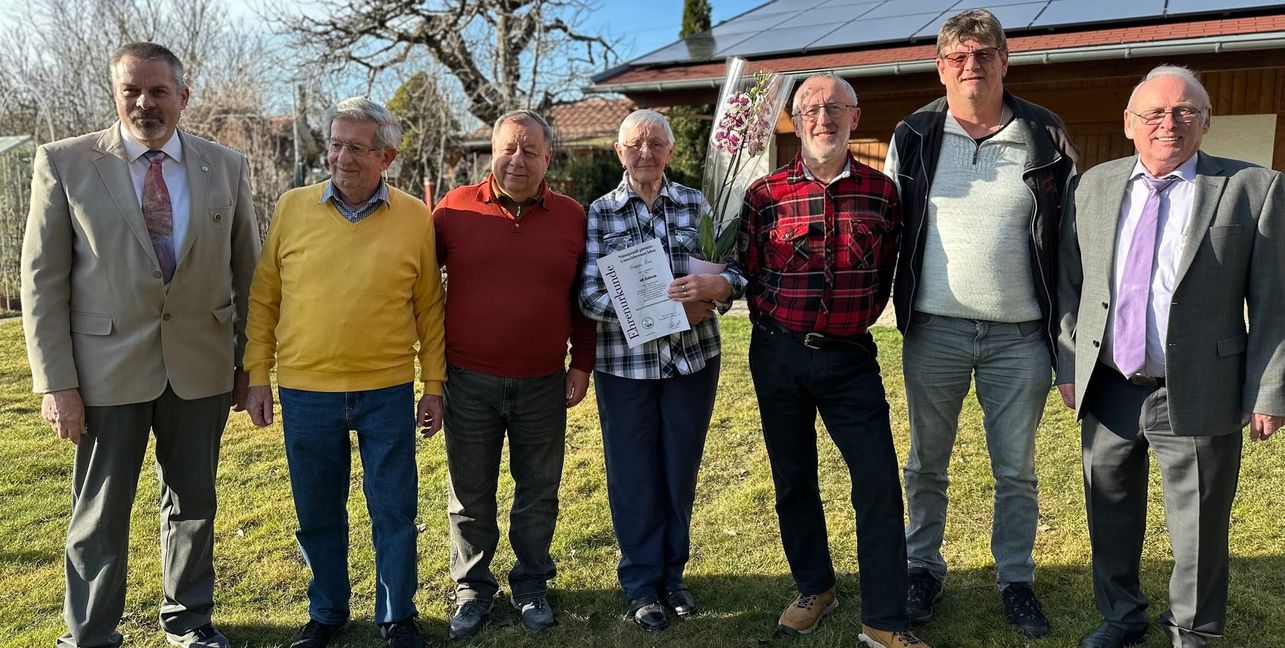 Von links: Bernd Gally, Franz Steiner, Peter Kirch, Eva Trapp, Andreas Gabor, Thomas Pertschy und Franz Kessel.