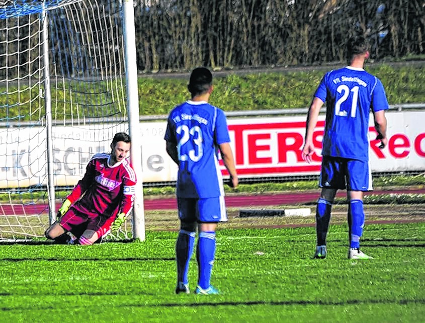 Geknickt und am Boden wie bei der 0:2-Niederlage gegen Pfullingen – so wollen die Fans des VfL Sindelfingen ihre Mannschaft nicht mehr sehen ...