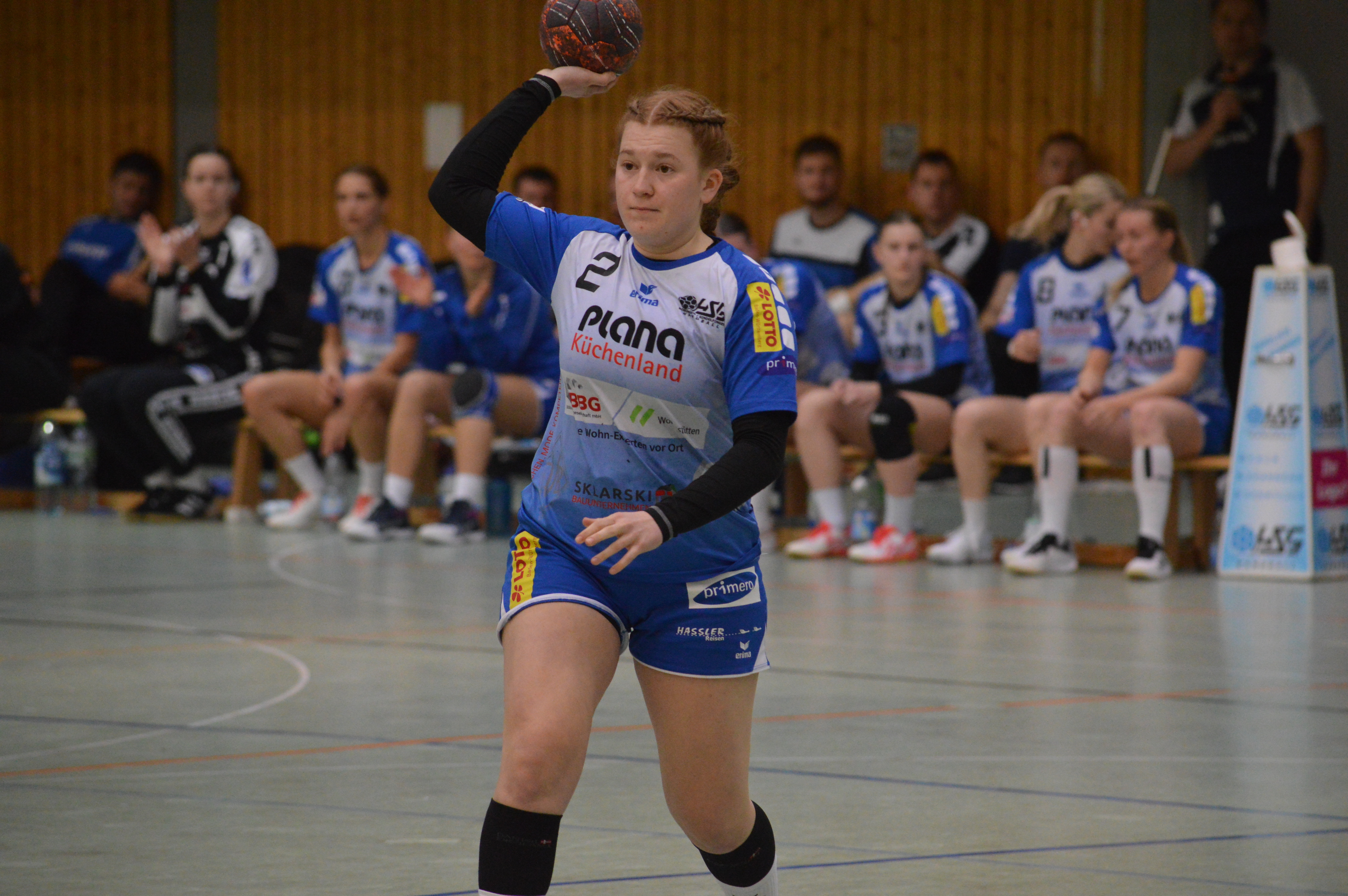 Amelie Lang erzielte den letzten Treffer der HSG Böblingen/Sindelfingen, die sich beim HC Oppenweiler/Backnang knapp mit 27:28 geschlagen geben musste. Bild: Zvizdiç