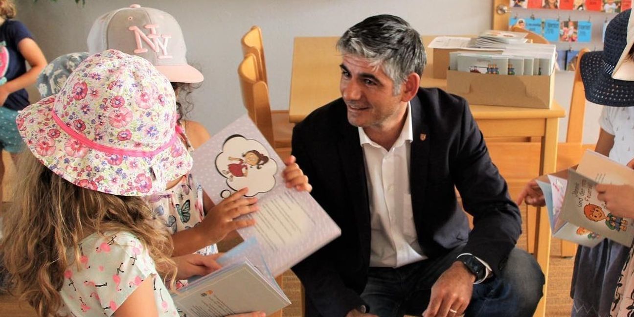 Holzgerlingens Bürgermeister Ioannis Delakos: "In den Holzgerlinger Kitas ist in den vergangenen Wochen genau ein Kind positiv auf Corona getestet worden." Bild: z