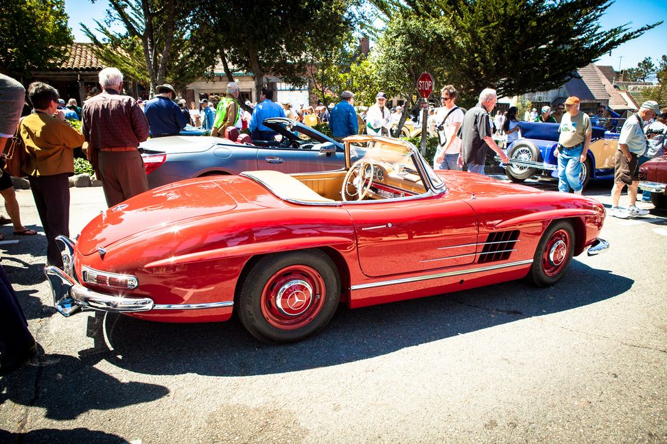Mercedes-Benz 300 SL Roadster (W 198). Exterieurfoto von rechts. Monterey Car Week in Pebble Beach, 2012. Bilder: Mercedes-Benz Classic Archiv