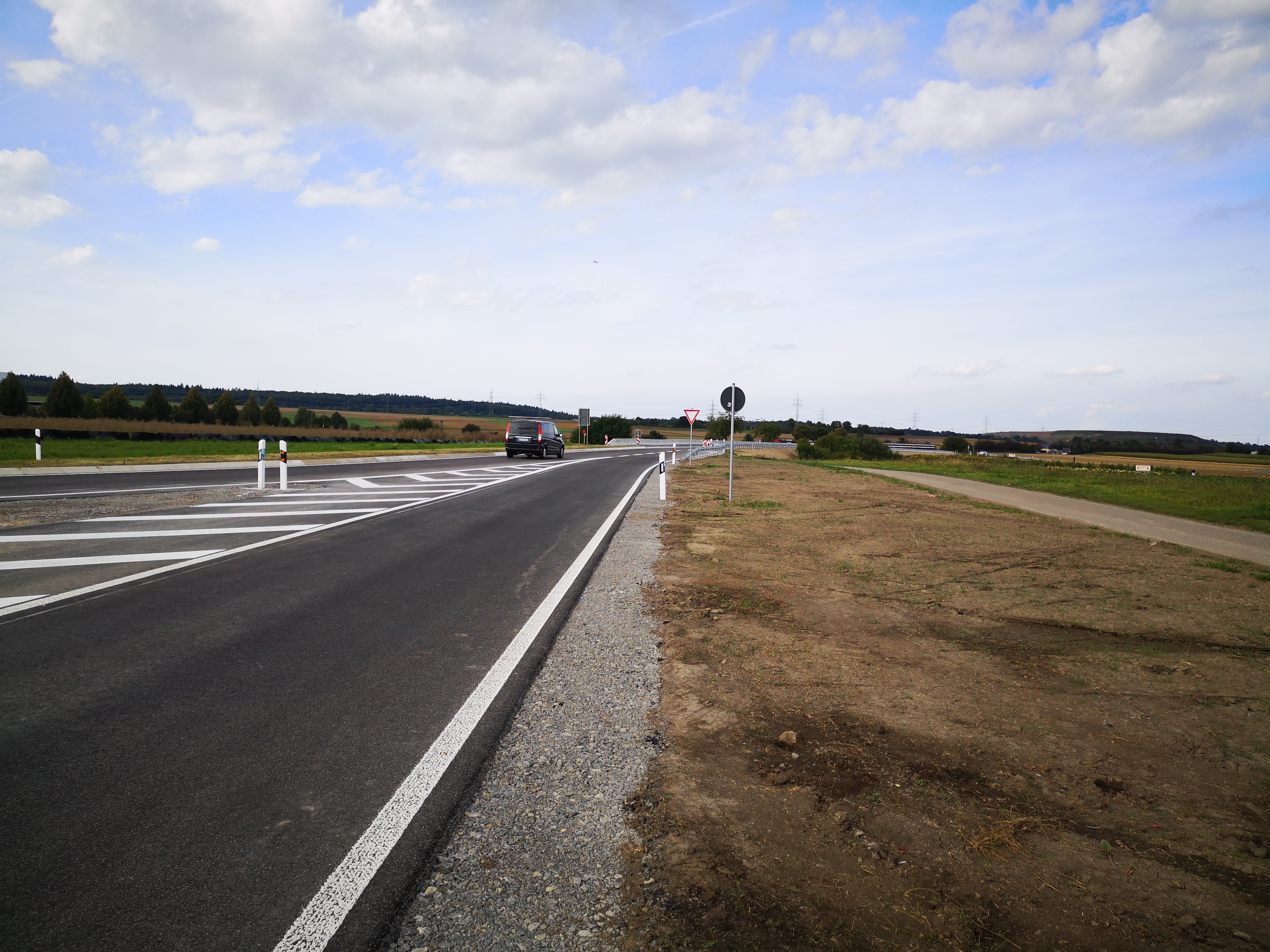 Die K1077 zwischen Gärtringen und Ehningen ist wieder für den Verkehr frei. Bild: Nüßle