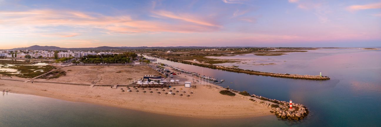 Der Fischerort Fuseta an der Ost-Algarve ist Schauplatz der Krimireihe „Lost in Fuseta“von Gil Ribeiro alias Holger Karsten Schmidt. Bild: Carlos Neto/stock.adobe.com