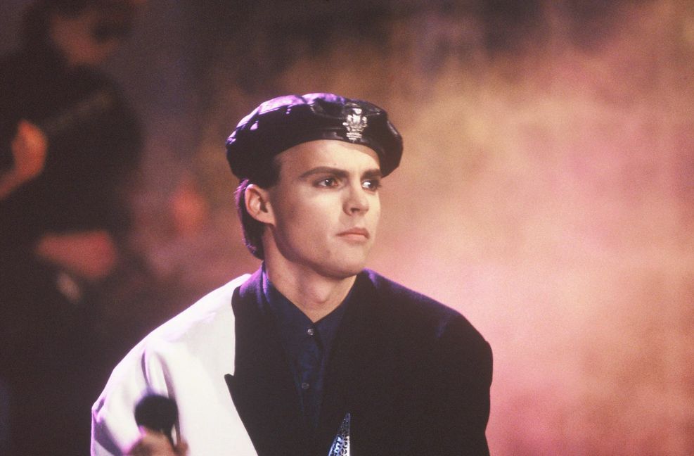 und sorgt mit Auftritten in Nachthemd oder Zwangsjacke für Furore. Foto: www.imago-images.de