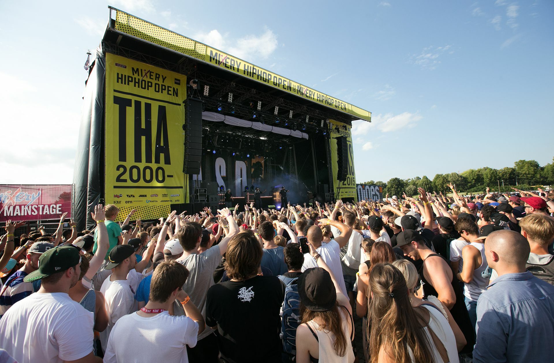 Das letzte Hip-Hop Open 2015, hier Fans im Reitstadion, wird nicht das allerletzte sein. 223 gibt es eine Neuauflage des Stuttgarter Festivals.