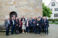 125 Sindelfingerinnen und Sindelfinger aus sechs Jahrgängen treffen sich zur traditionellen Jahrgangsfeier.