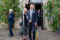 125 Sindelfingerinnen und Sindelfinger aus sechs Jahrgängen treffen sich zur traditionellen Jahrgangsfeier.
