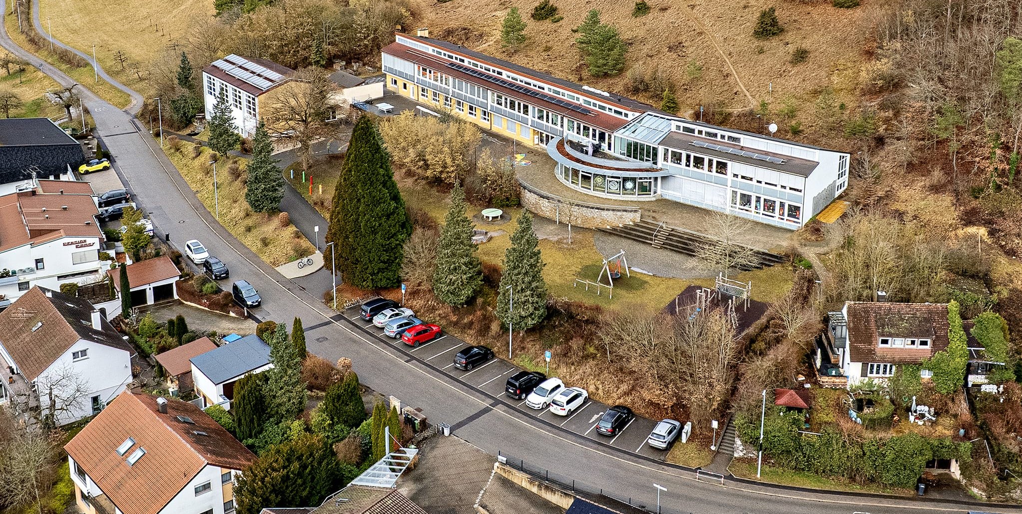 In der Schallenbergschule in Deufringen stehen größere Brandschutzarbeiten an.