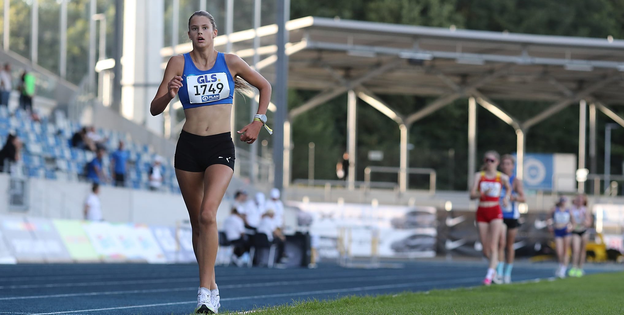 Mit ihrer Goldmedaille über 5000 Meter Bahngehen überraschte Grace Wagener selbst Coach Olaf Labrenz.