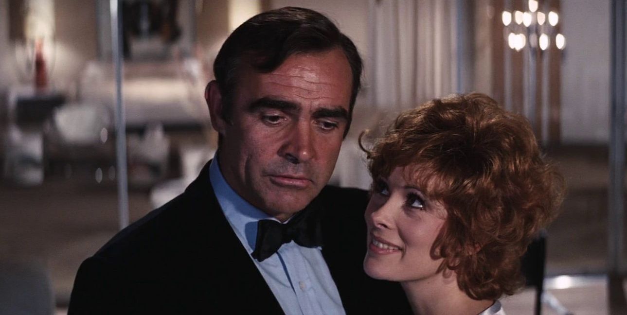 Sean Connery und Jill St. John sind im „Diamantenfieber“.