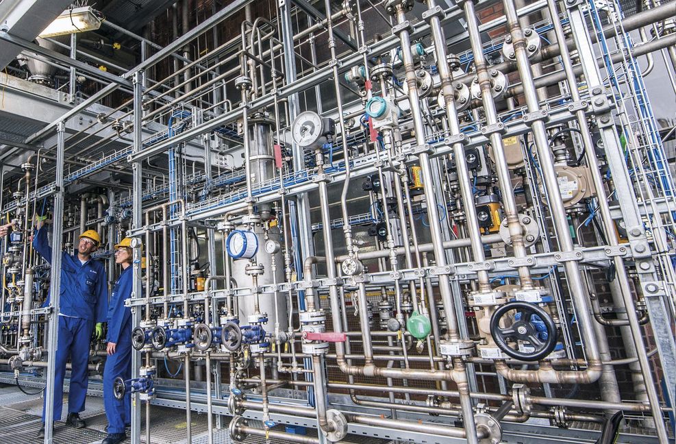 Klimaschutz gehört zur BASF-Strategie. Der Chemiekonzern entwickelt unter anderem Anlagen zur CO2-Reduktion.