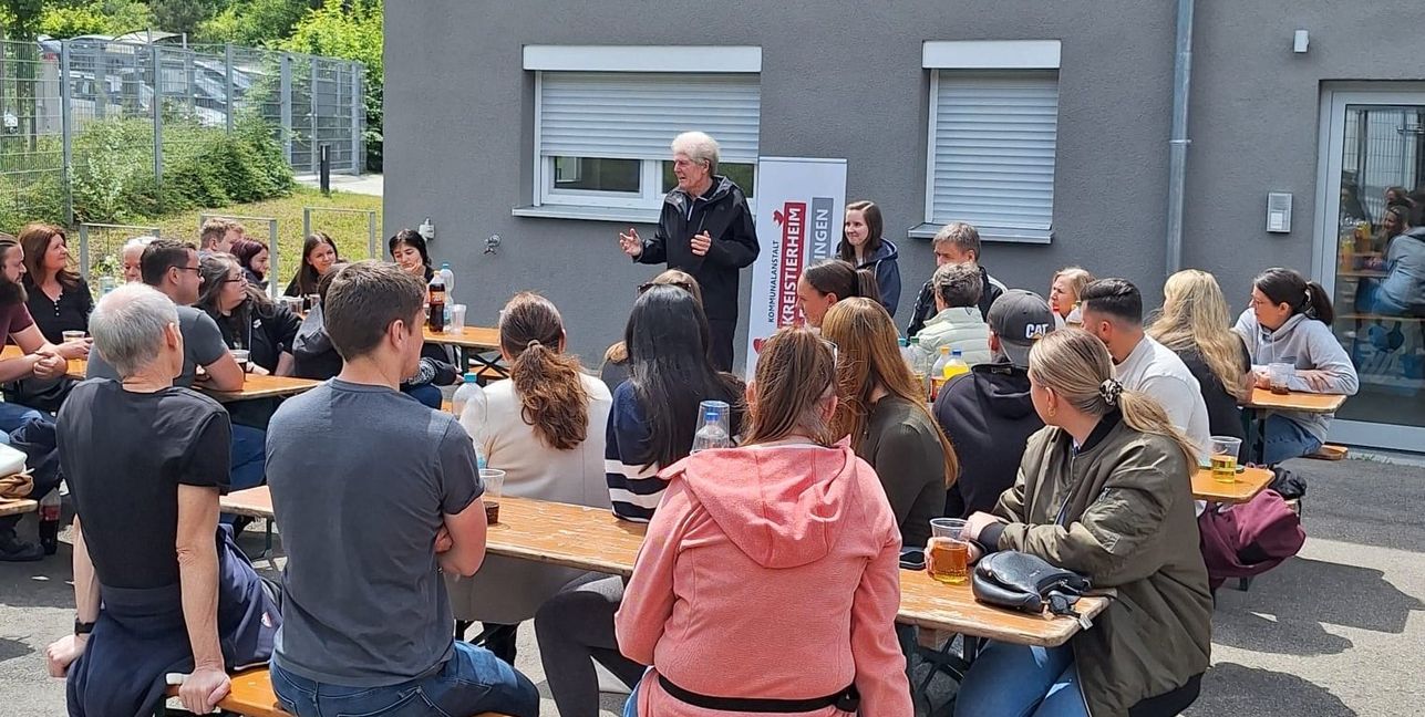 Auch Wolf Eisenmann vom Vorstand des Kreistierheims zeigte sich begeistert vom Engagement der Ehrenamtlichen.