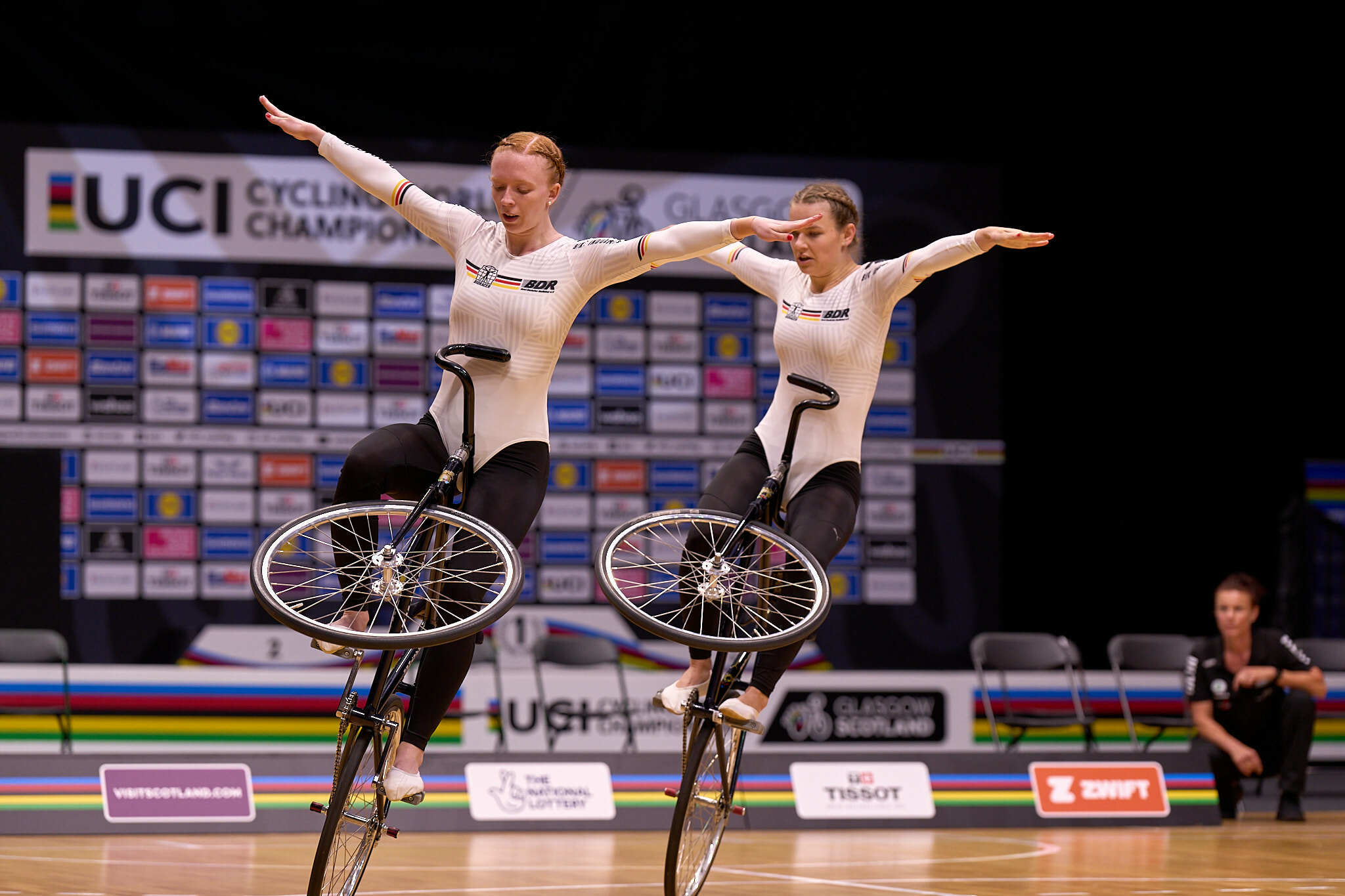 Die Magstadterin Jessie Hasmüller (links), erreichte im Zweier-Kunstradfahren der Frauen bei der WM in Glasgow mit  Annice Niedermayer (Denkendorf) den vierten Platz. Bild: Daniel Kratschmar