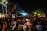 Party pur: Die ABBA-Tribute-Band lieferte das glänzende Finale von Sindelfingen rockt.