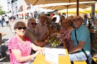 Kaiserwetter am 1. Mai: So war die Hocketse der Sindelfinger Jahrgänge auf dem Wettbachplatz.