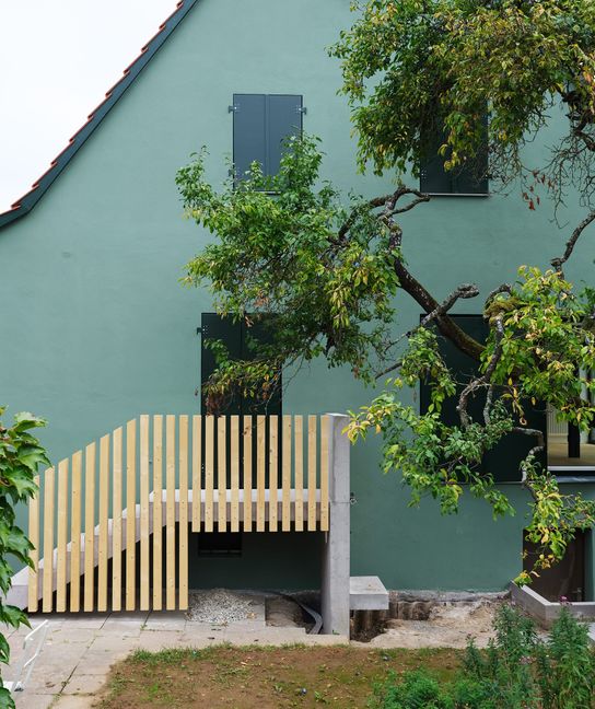 Schöner Wohnen in einem umgebauten Siedlungshäuschen in der Bismarckstraße in Maichingen.