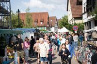 Kaiserwetter und Besucherströme beim Ehninger Pfingstmarkt