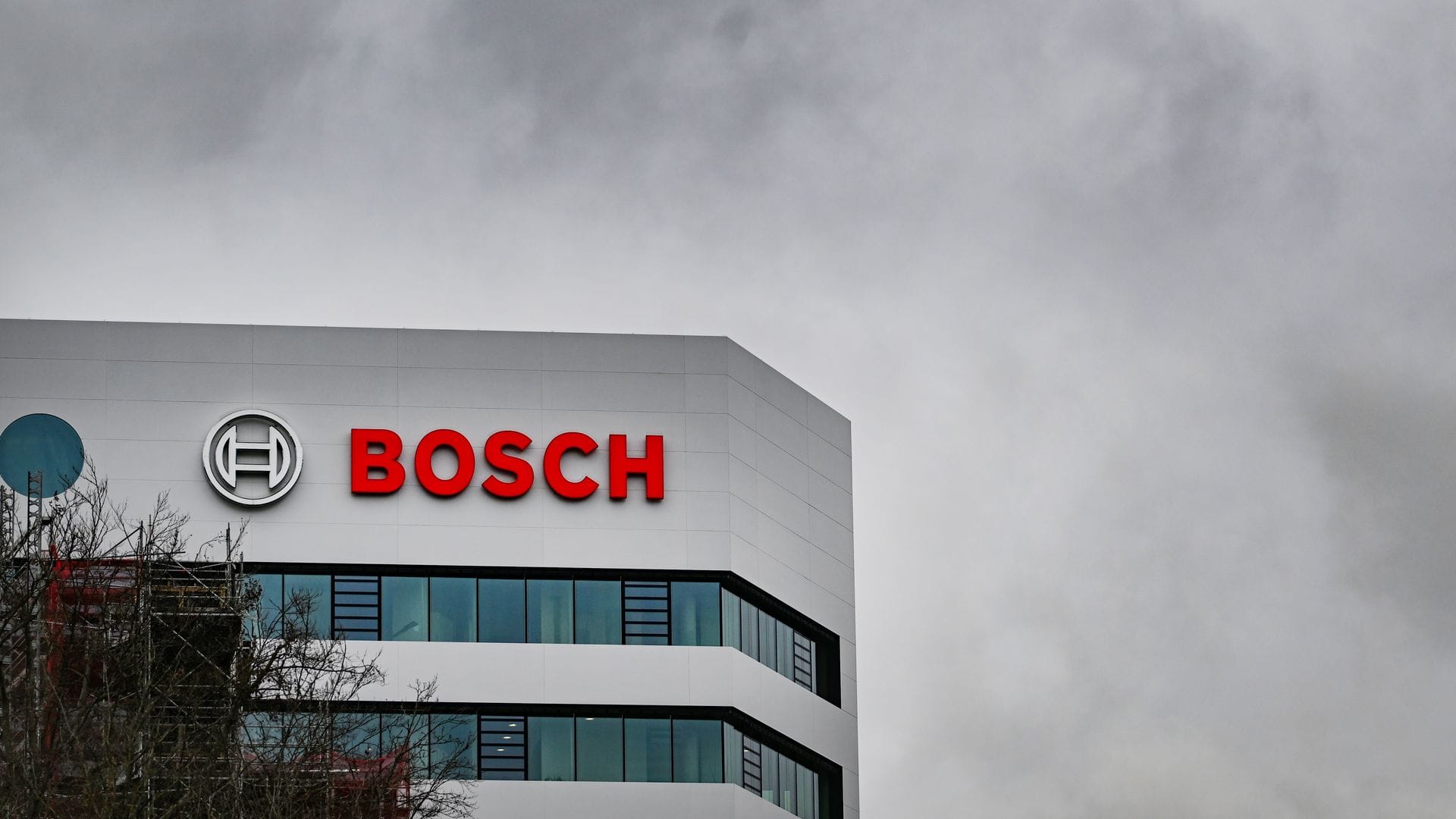 Bosch-Firmenzentrale bei Stuttgart – auch der Weltmarktführer spürt den Druck der Transformation. (Archivbild)