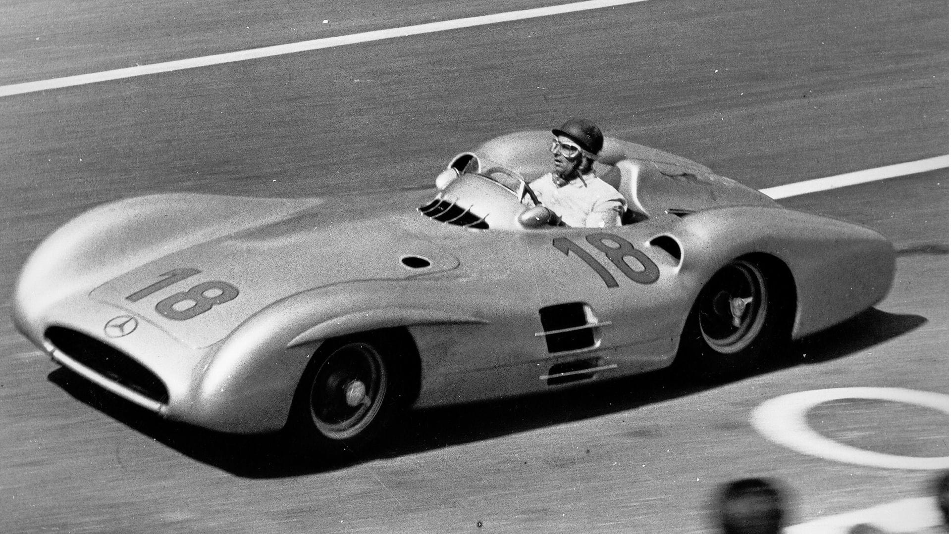 Juan Manuel  Fangio steuerte 1954 in Reims die Startnummer 18.
