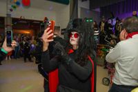 Ausgelassenheit und gute Laune bei "So richtig Fasnet" in der Maichinger Turn- und Festhalle.