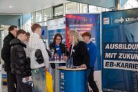 Großer Andrang bei der Azubi-Messe von Röhm-Medien in der Sindelfinger Stadthalle.