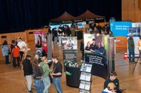 Großer Andrang bei der Azubi-Messe von Röhm-Medien in der Sindelfinger Stadthalle.