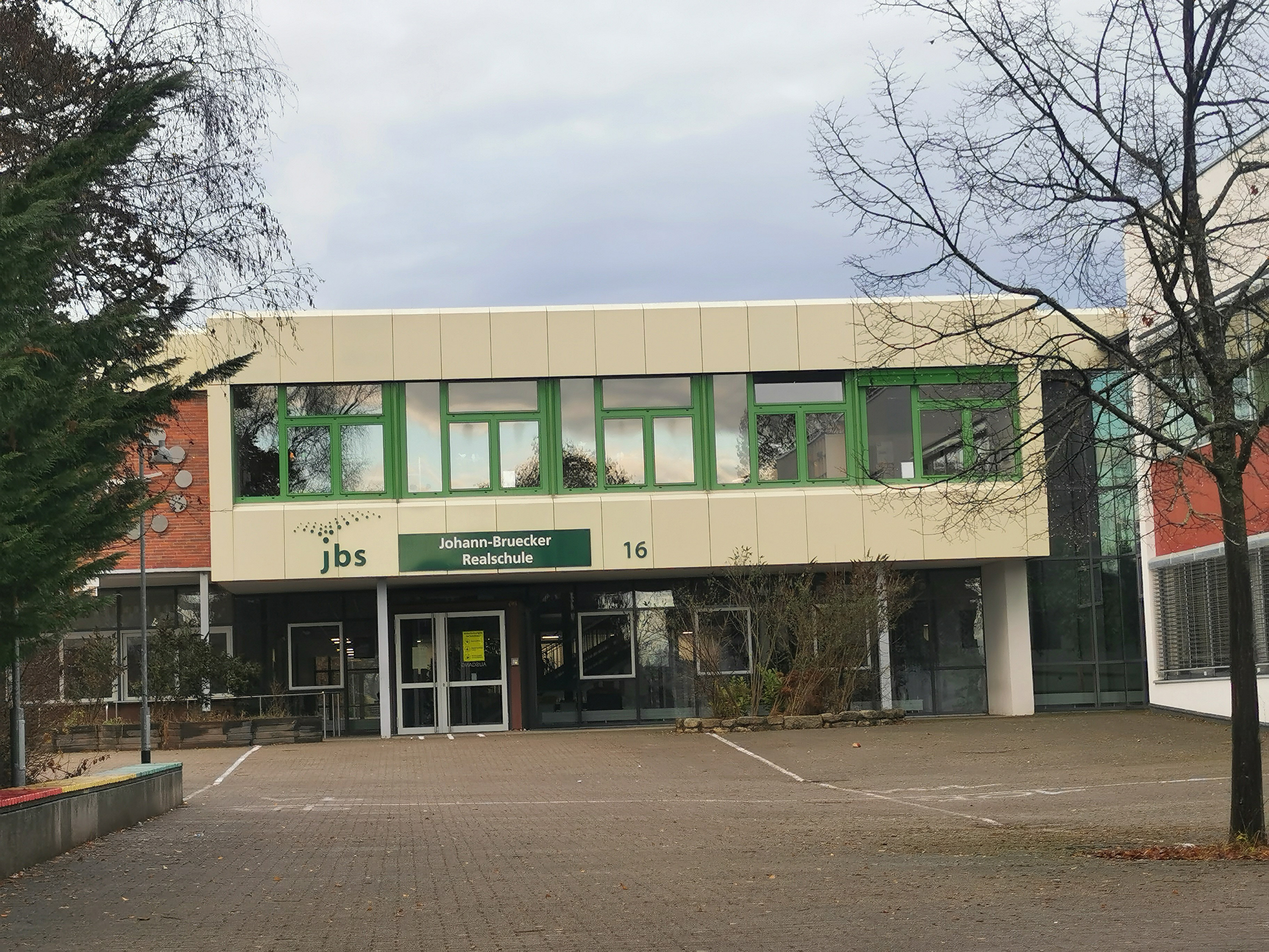Die massiven IT-Probleme in der Johann-Bruecker-Realschule sollen schnellstmöglich behoben werden.          Bild: Hamann
