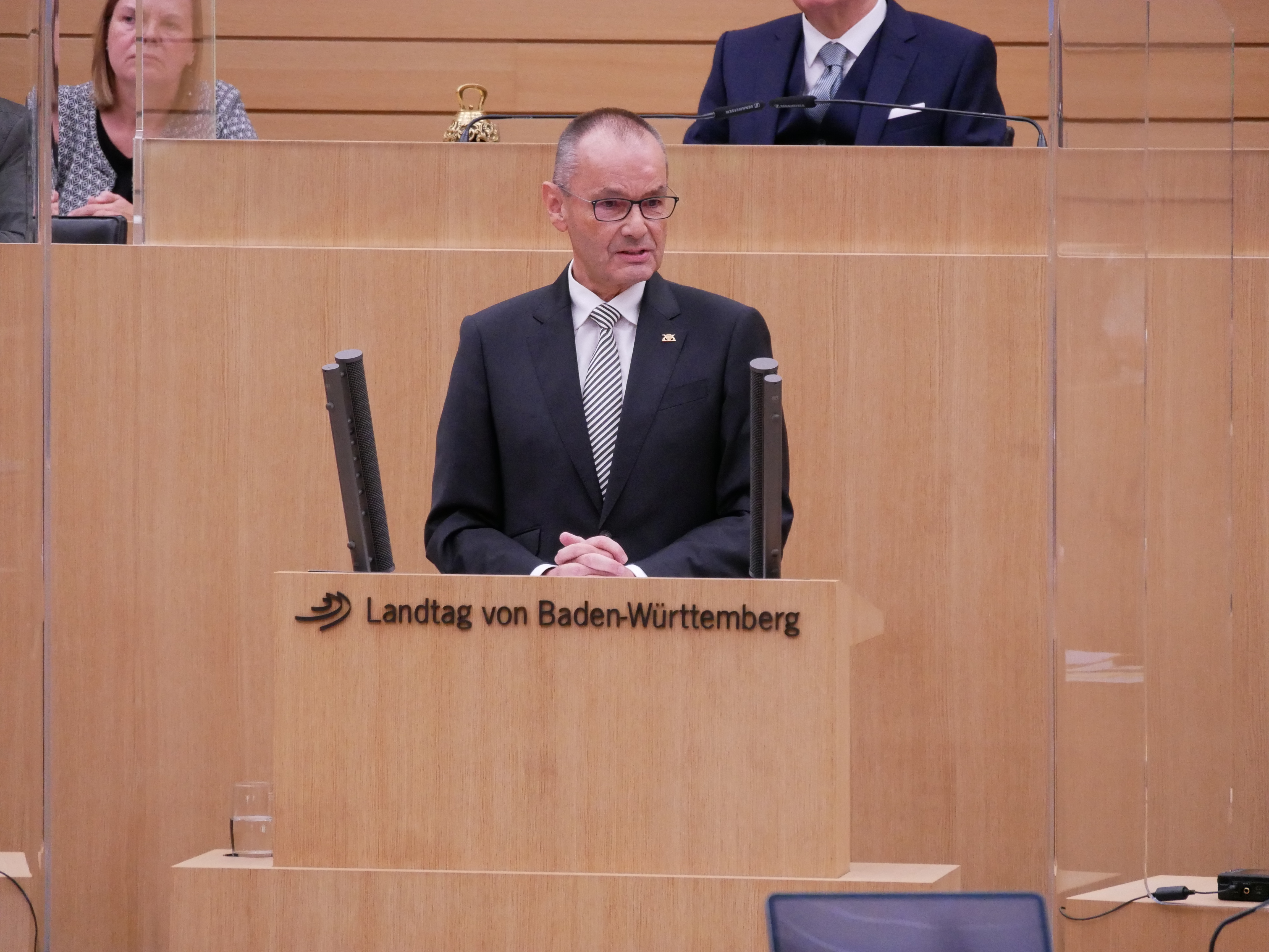 Hans-Dieter Scheerer im baden-württembergischen Landtag. Bild: z