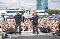 Ein ganzes Jahrzehnt voller Popkultur stand im Mittelpunkt bei der "90er Party" auf dem Flugfeld.