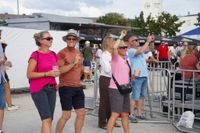 Ein ganzes Jahrzehnt voller Popkultur stand im Mittelpunkt bei der "90er Party" auf dem Flugfeld.