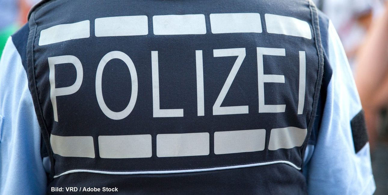 Die Polizei bitte Zeugen, sich zu melden.
