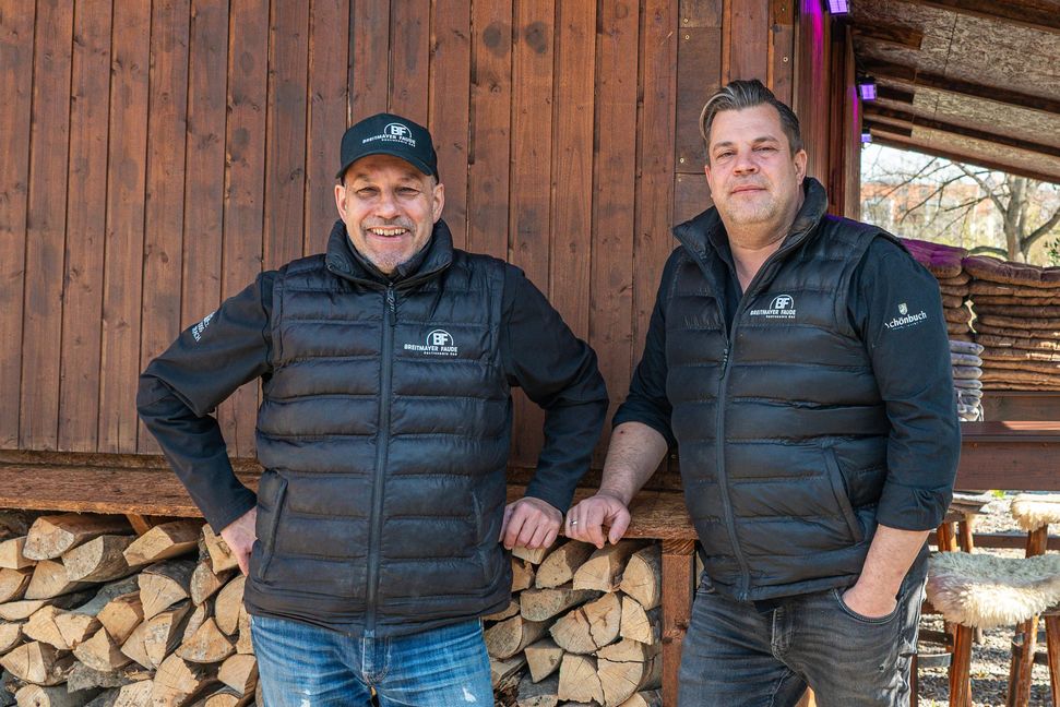 Joachim Breitmayer und Tobias Faude sind die neuen Betreiber der Weiler Hütte.