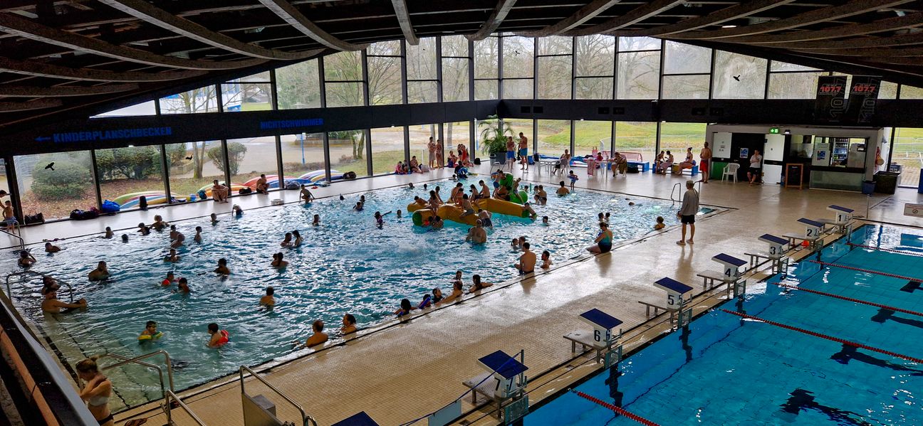 Impressionen vom Beckenrand.