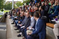 Leute, Leute: Die Einweihung des sanierten Floschenstadions in Sindelfingen.