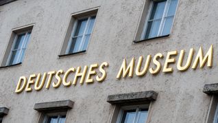 Das Deutsche Museum auf der Museumsinsel feiert 100. Geburtstag. (Archivbild)