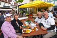 Public Viewing des EM-Eröfnungsspiels auf dem Wettbachplatz in Sindelfingen.